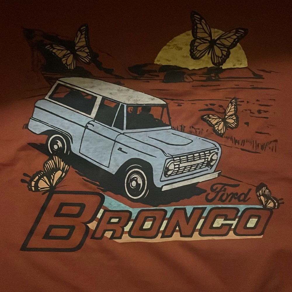 Ford Bronco Bronco Beach Scene W/ "Bronco By Ford" Script